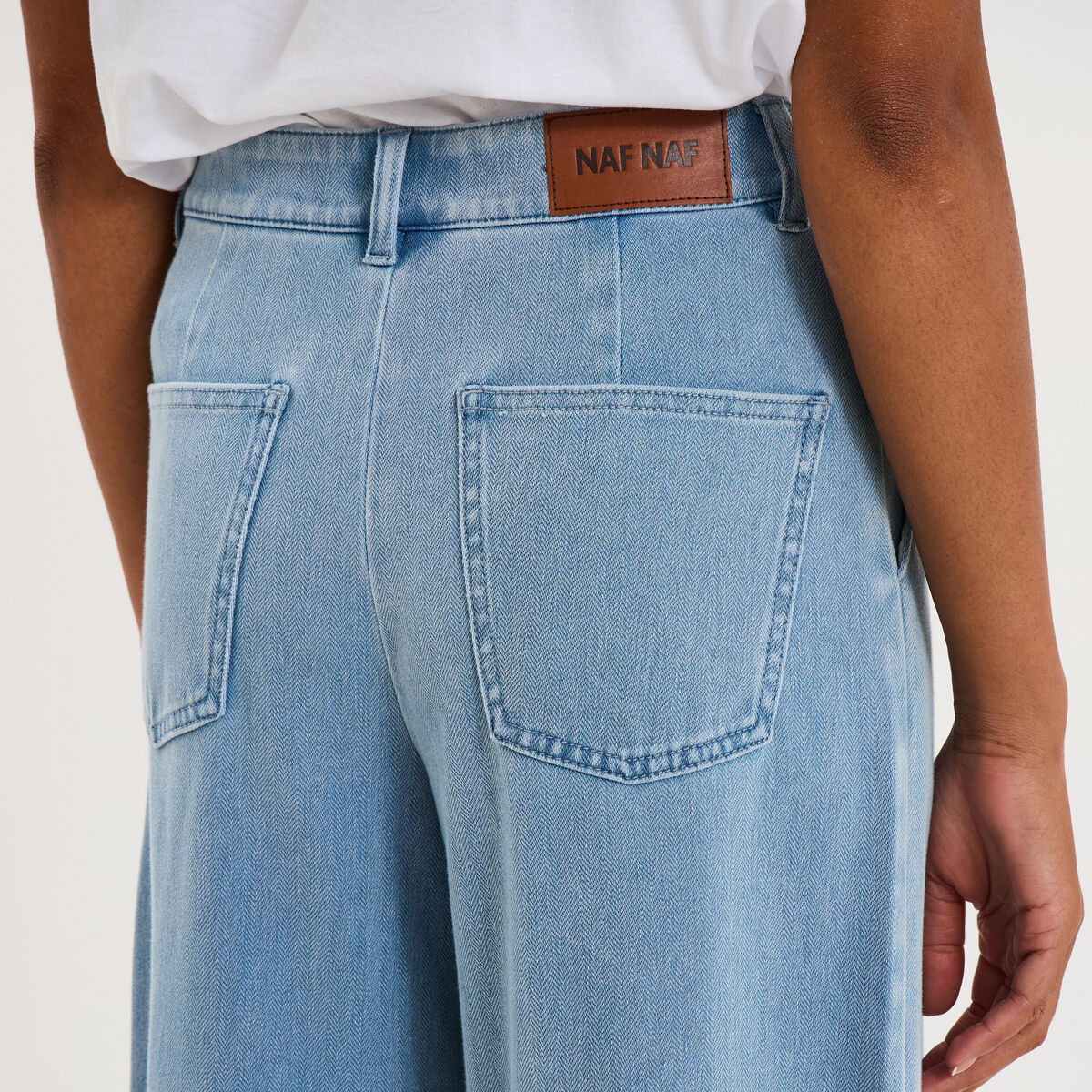 Jean large taille mi-haute &agrave; pinces denim triple stone femme