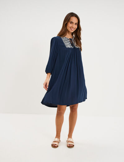 Robe fluide brod&eacute;e manches 3/4 bleu marine femme