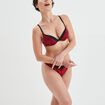 Culotte tanga à micro dentelle rouge femme