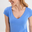 T-shirt col V ajust&eacute; manches courtes bleu electrique femme