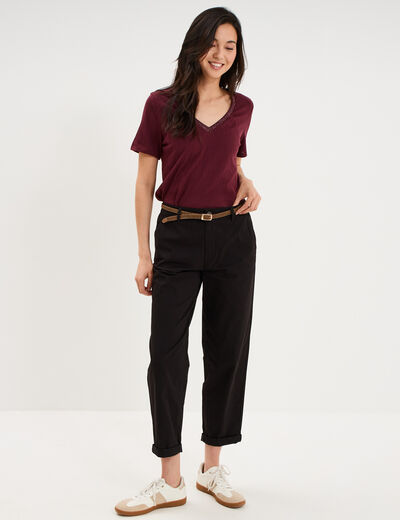 Pantalon chino regular ceinture tress&eacute;e noir femme