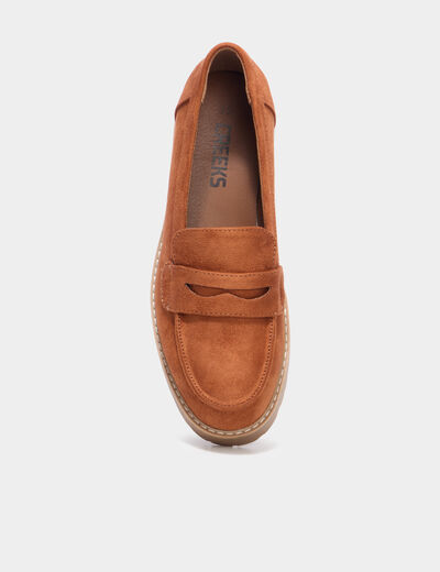 Mocassins su&eacute;dine semelles crant&eacute;es marron femme