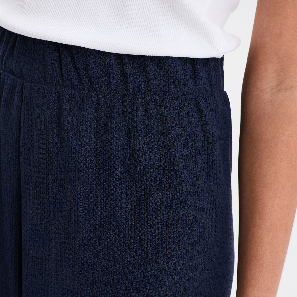 Pantalon fluide large taille élastiquée bleu marine femme