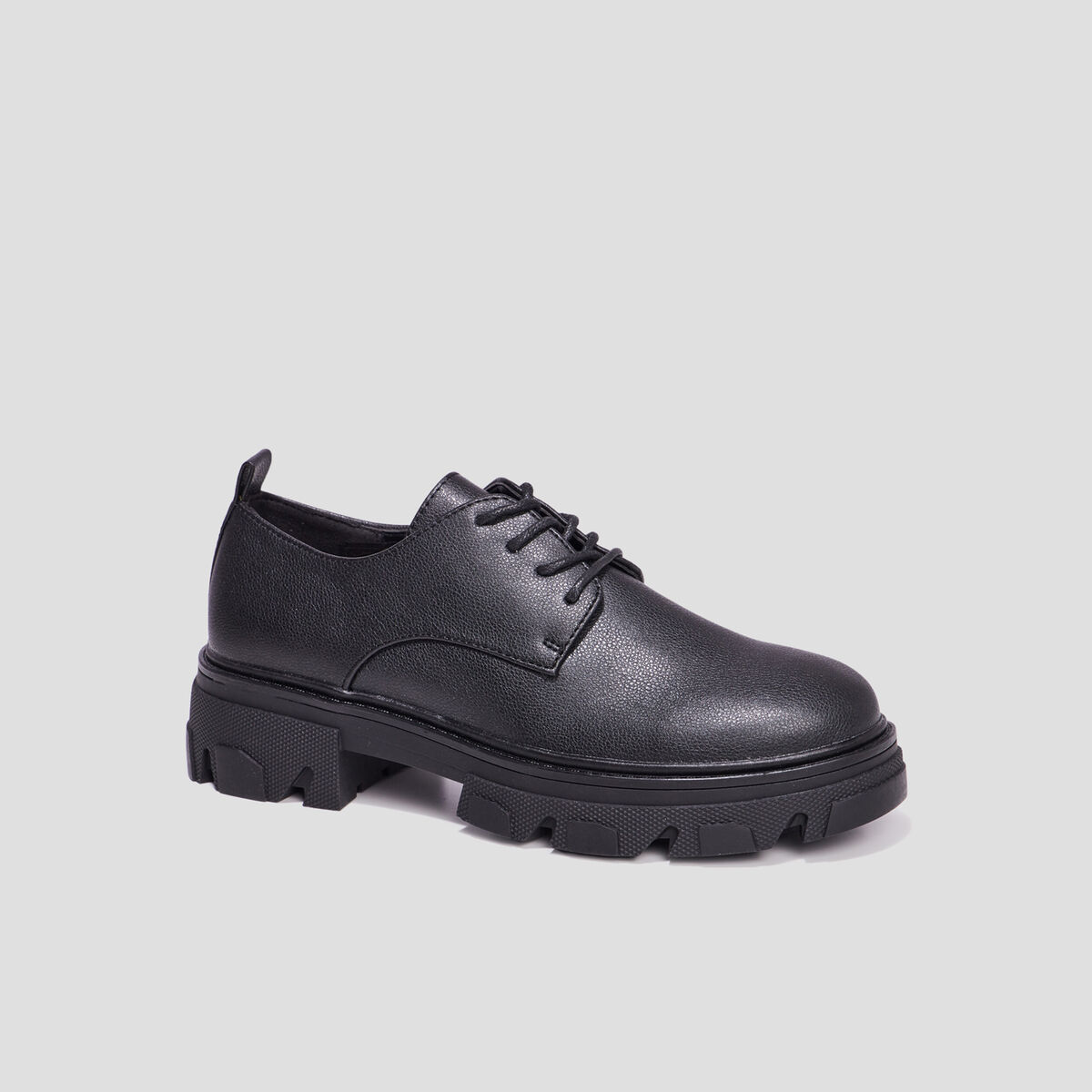 Derbies grosses semelles Liberto noir femme
