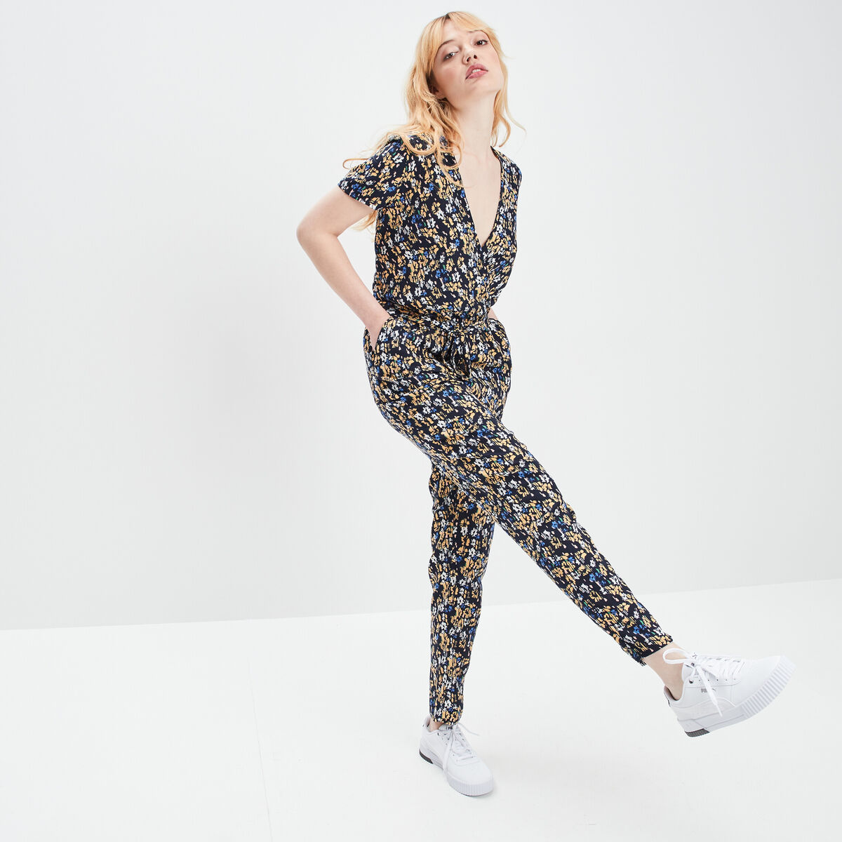 Combinaison pantalon fluide ceinturée bleu femme