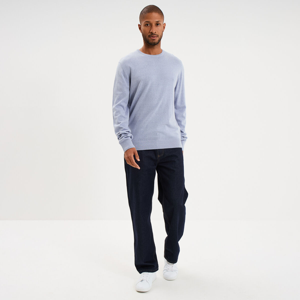 Pull droit col rond coton m&eacute;lang&eacute; bleu clair homme