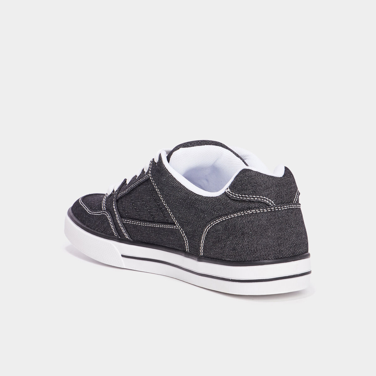 Tennis basses en toile &agrave; lacets noir homme