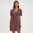 Robe courte fluide manches courtes col V noir femme