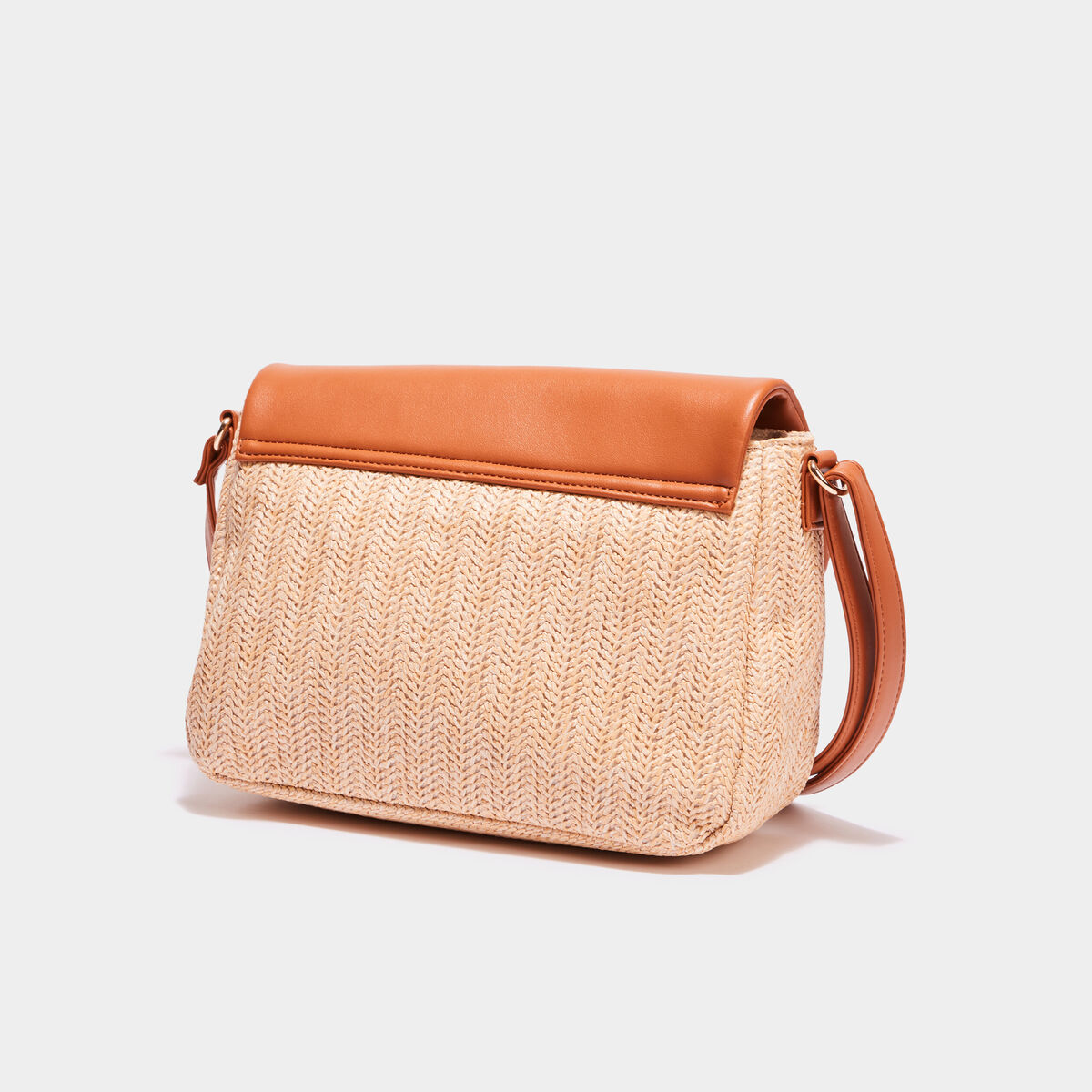 Sac paille tressée à rabat marron cognac femme