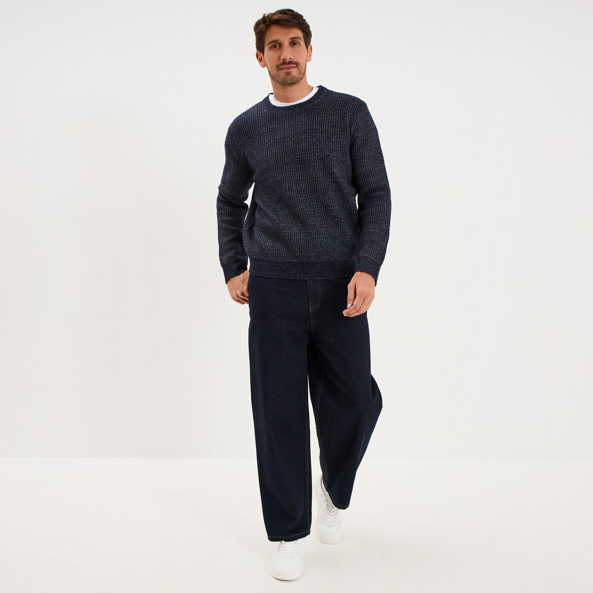 Pull col rond &agrave; manches longues bleu fonc&eacute; homme