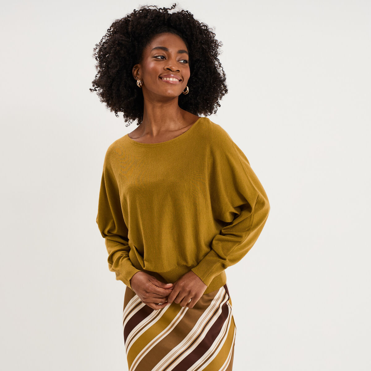 Pull encolure bateau manches longues vert olive femme