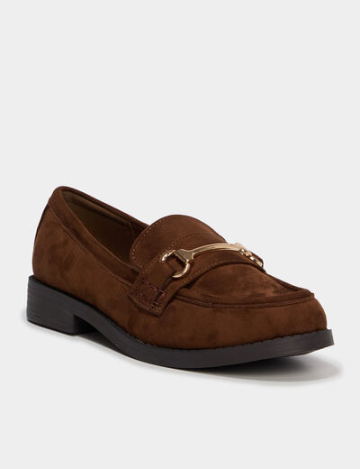 Mocassins effet su&eacute;dine avec ornements marron femme