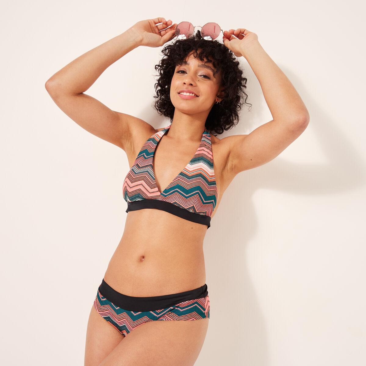 Haut de maillot de bain forme triangle multicolore femme