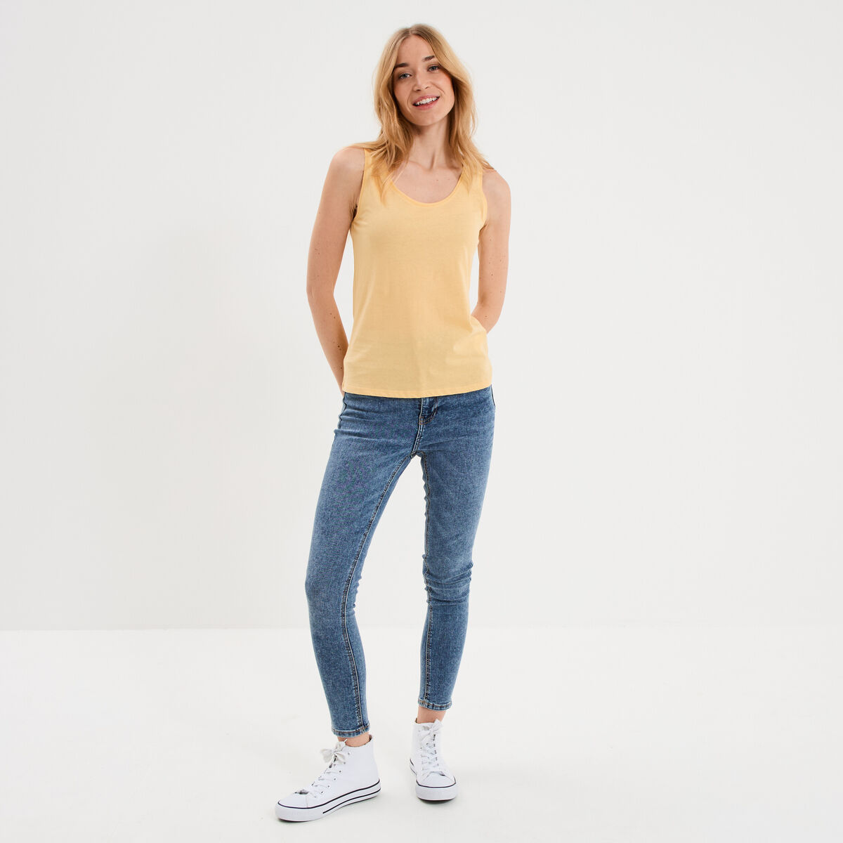 D&eacute;bardeur bretelles larges coton jaune clair femme