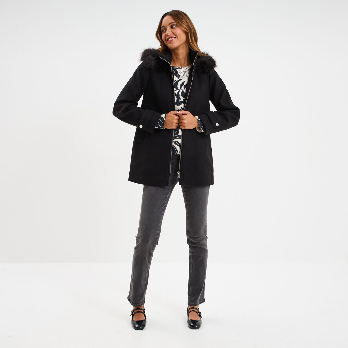 Manteau zipp&eacute; capuche fausse fourrure noir femme