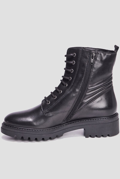 Bottines crantées à lacets en cuir noir femme