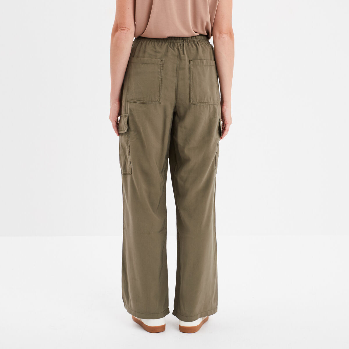 Pantalon regular cargo fluide vert kaki femme