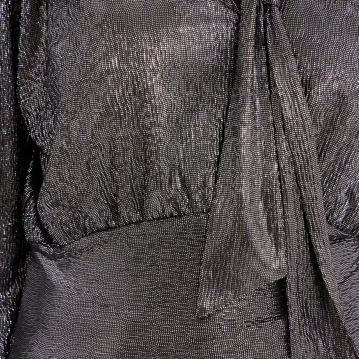 Blouse ajust&eacute;e col lavalli&egrave;re gris argent femme