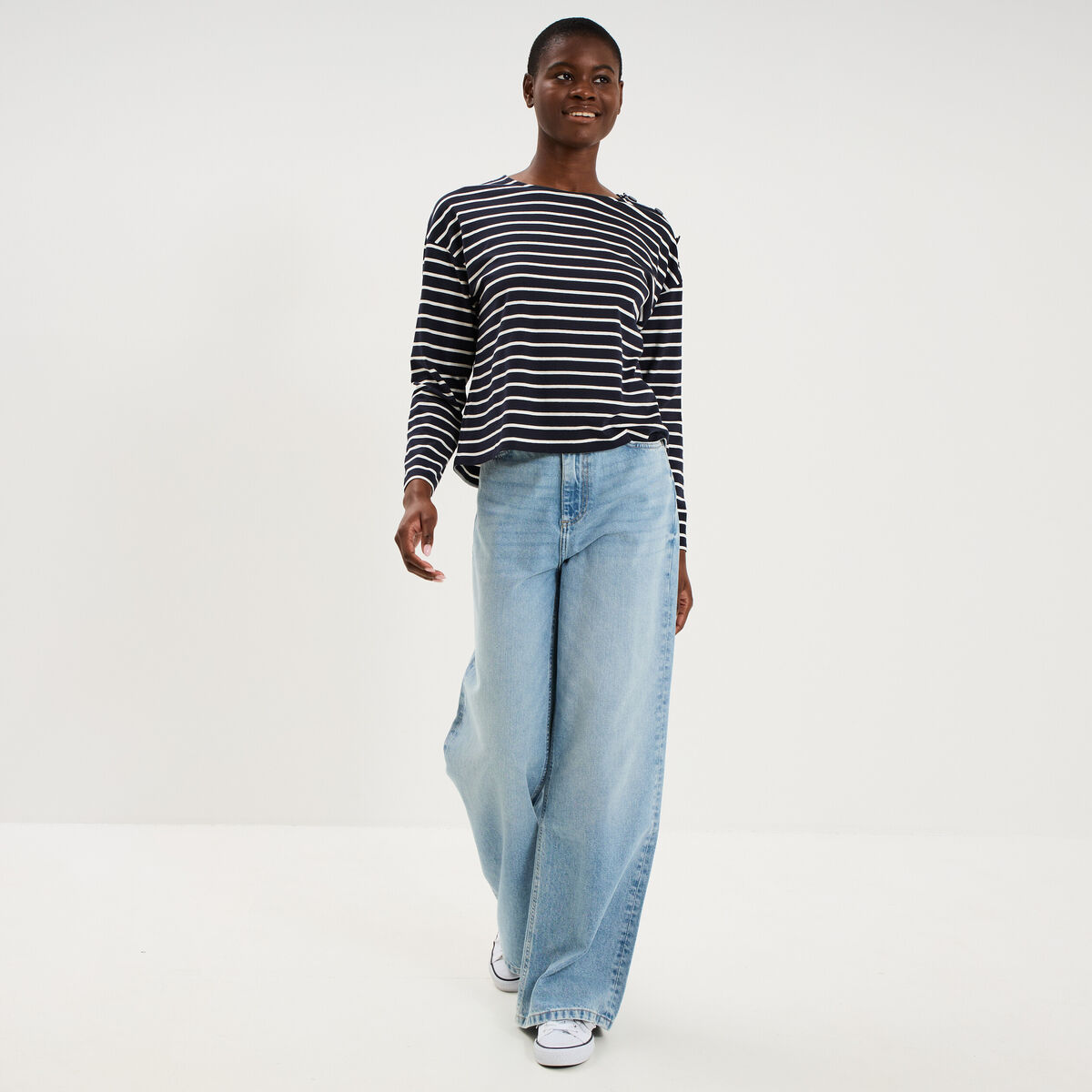 T-shirt marini&egrave;re col rond avec boutons ecru femme