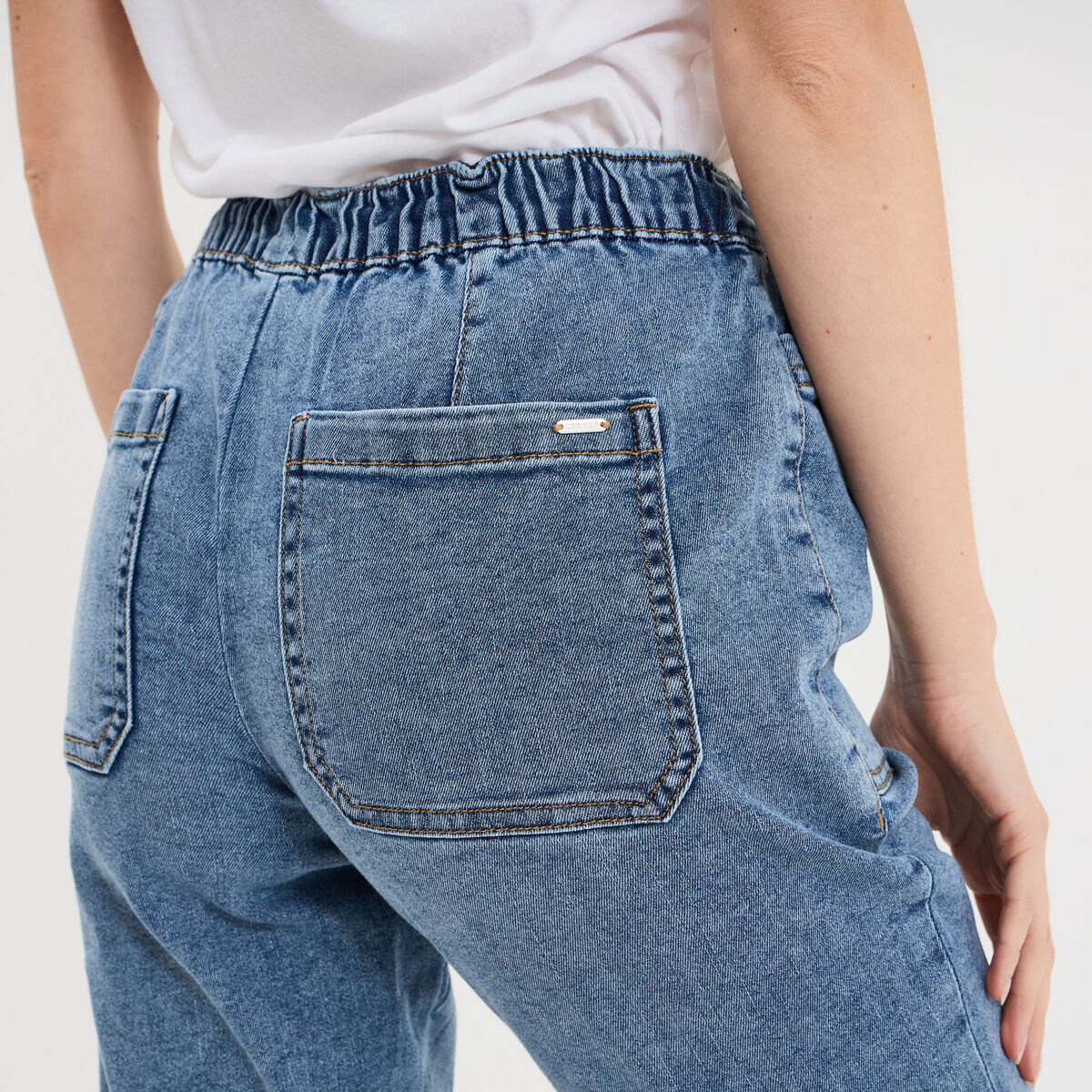 Jeans droit cropped taille &eacute;lastiqu&eacute;e denim stone femme