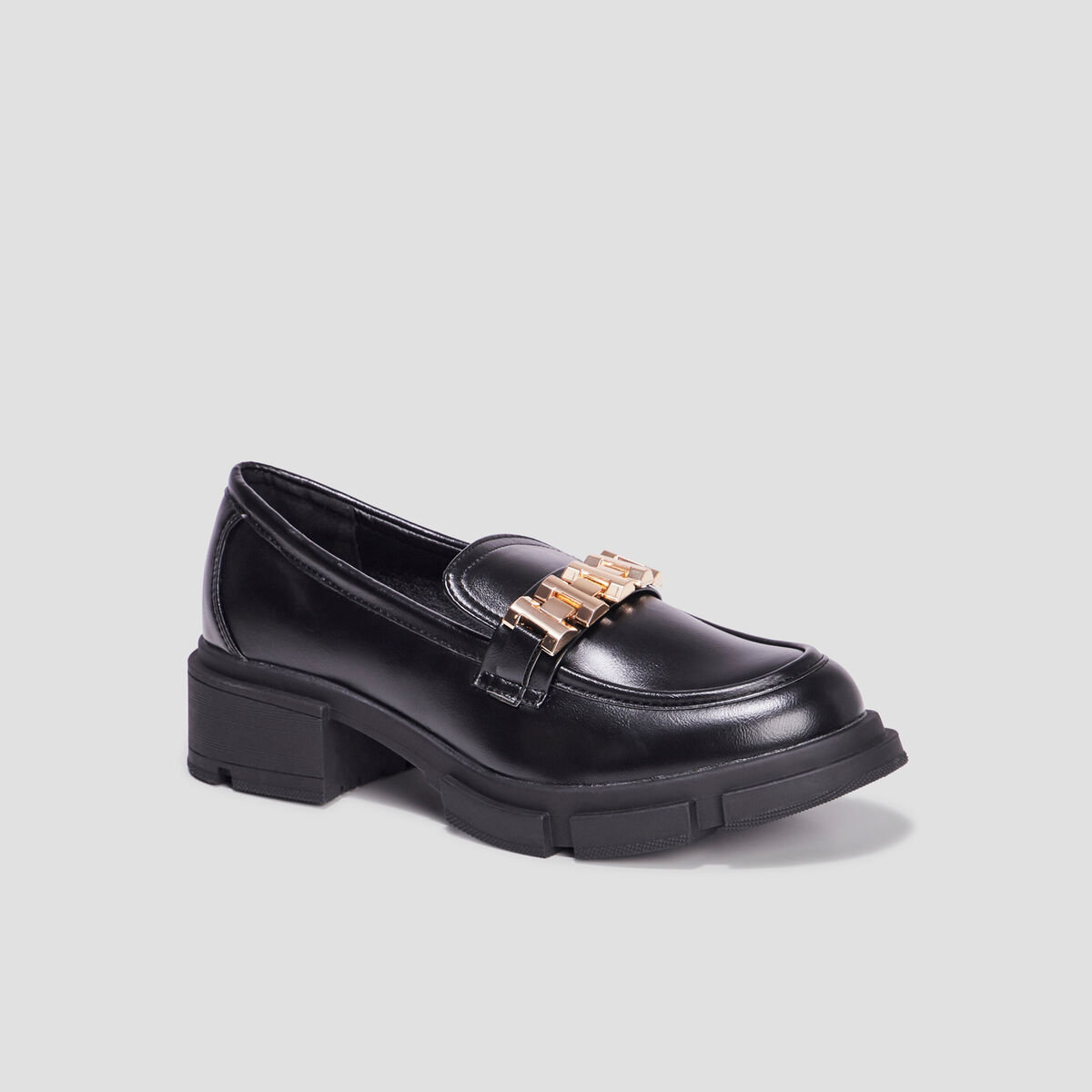 Mocassins à talons et détails chaînes noir femme