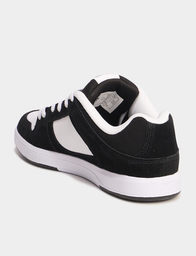 Tennis basses en cuir antid&eacute;rapantes noir gar&ccedil;on