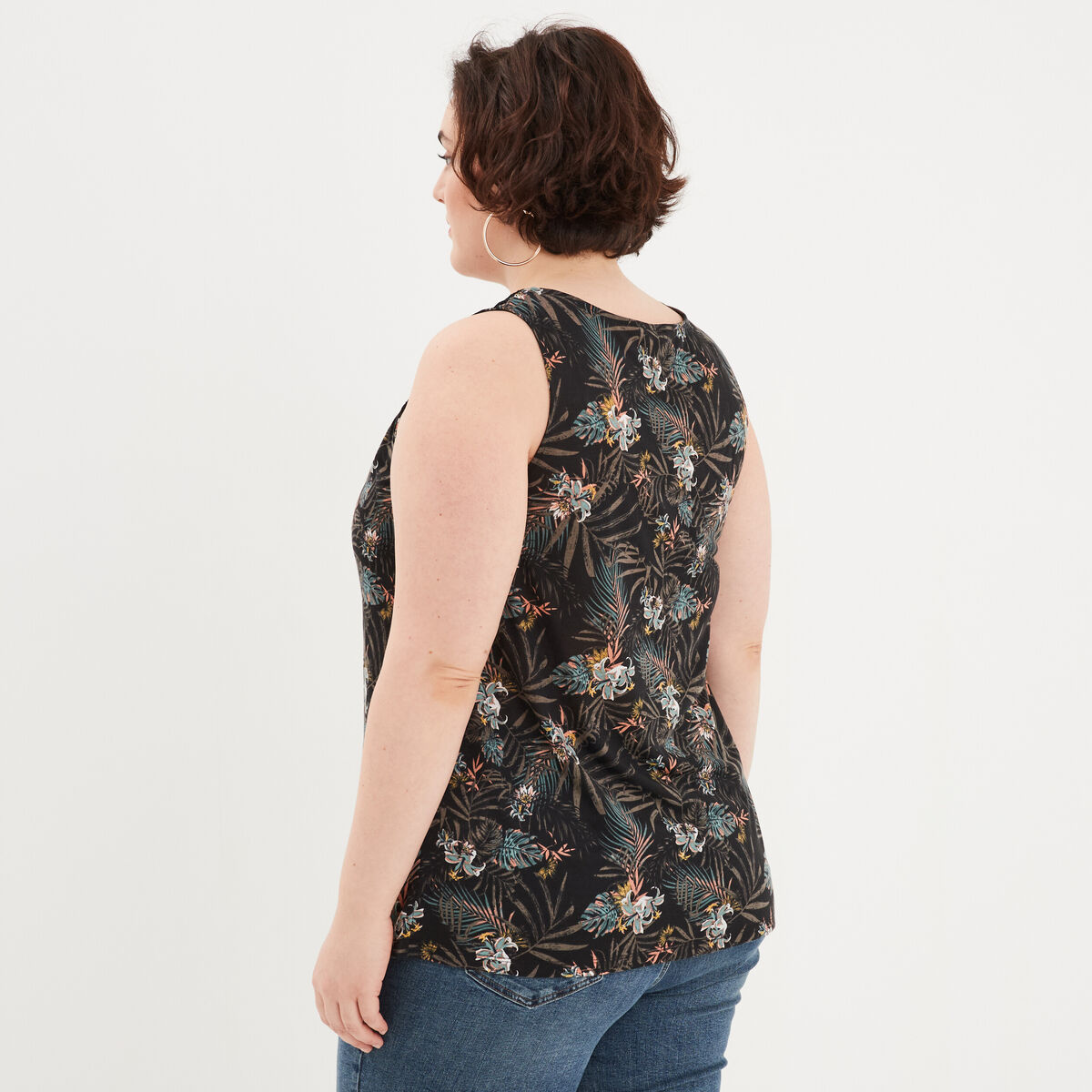 Débardeur col rond en dentelle noir femme grande taille