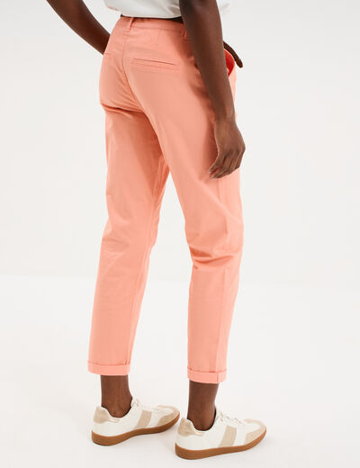Pantalon chino 7/8&egrave;me ceinture tress&eacute;e orange corail femme
