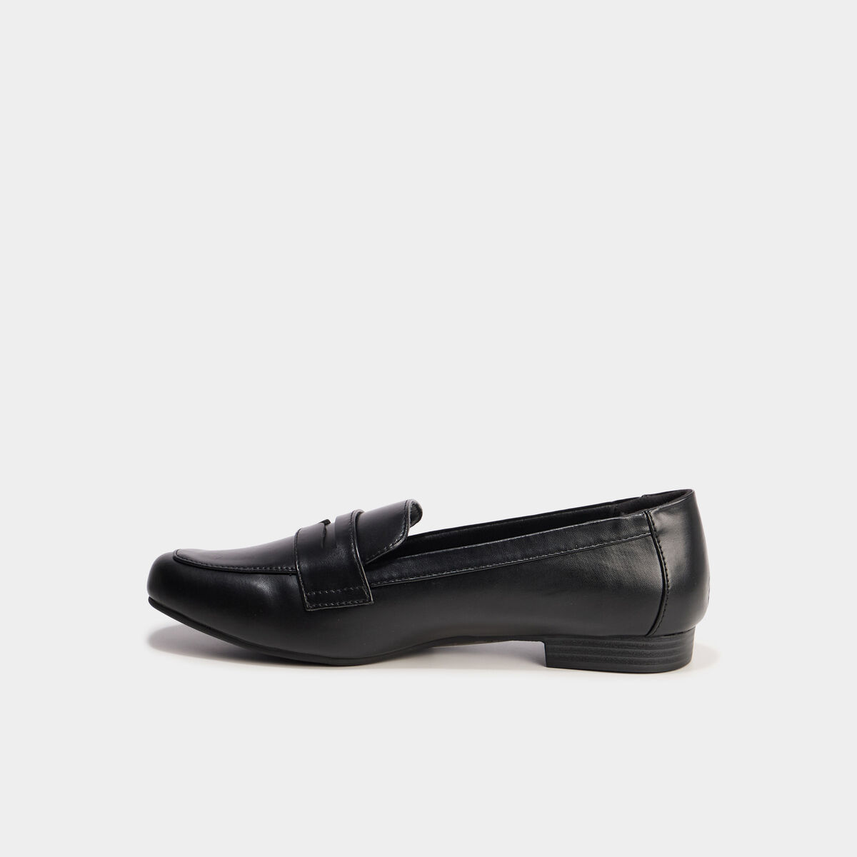 Mocassins bout carré noir femme
