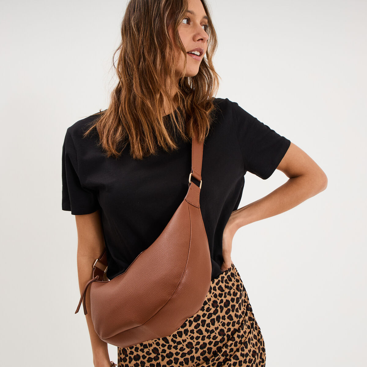 Sac banane zipp&eacute;e camel femme