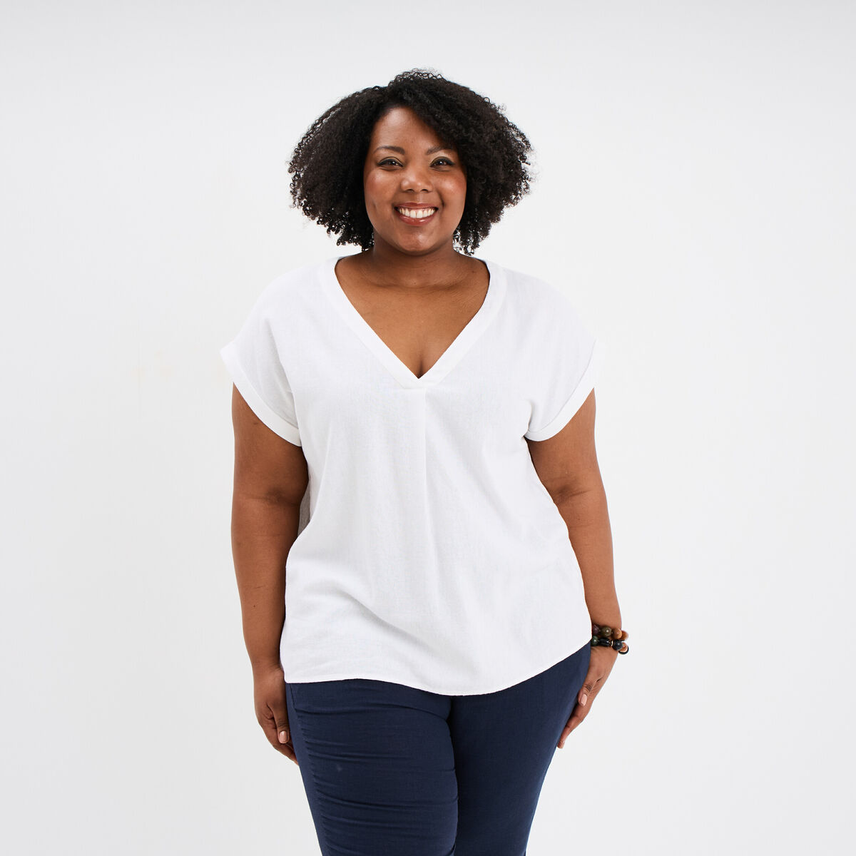 Blouse col V manches courtes mélange lin blanc femme grande taille