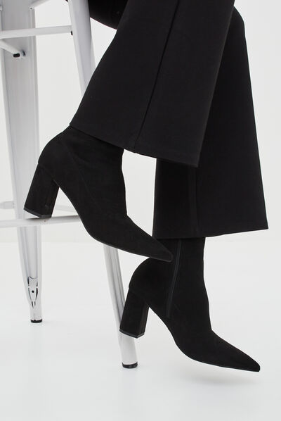 Bottines à talons bouts pointus noir femme