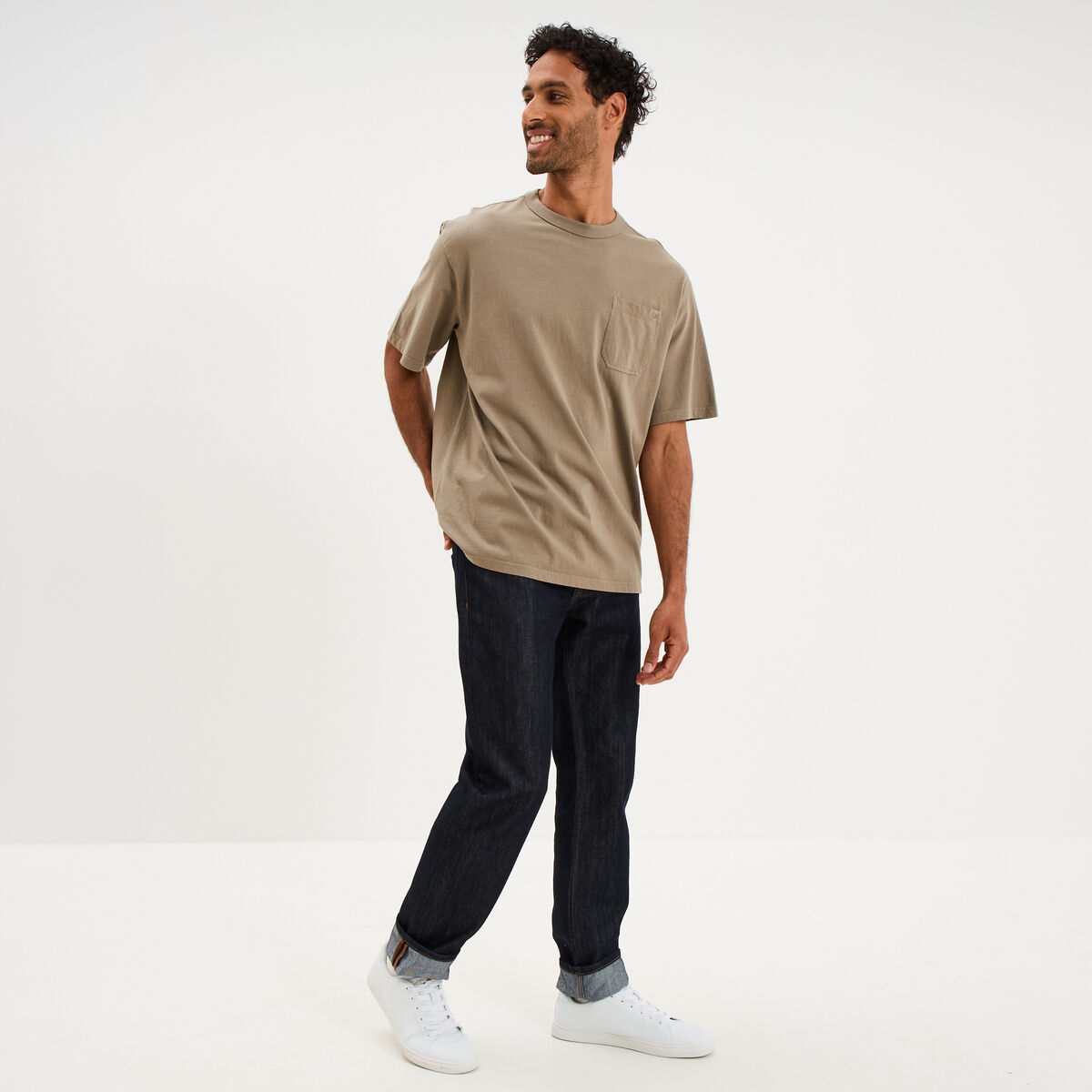 T-shirt droit col rond 1 poche coton vert kaki homme