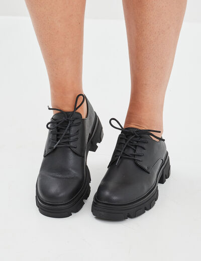 Derbies grosses semelles Liberto noir femme
