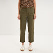 Pantalon chino regular ceinture tress&eacute;e vert kaki femme