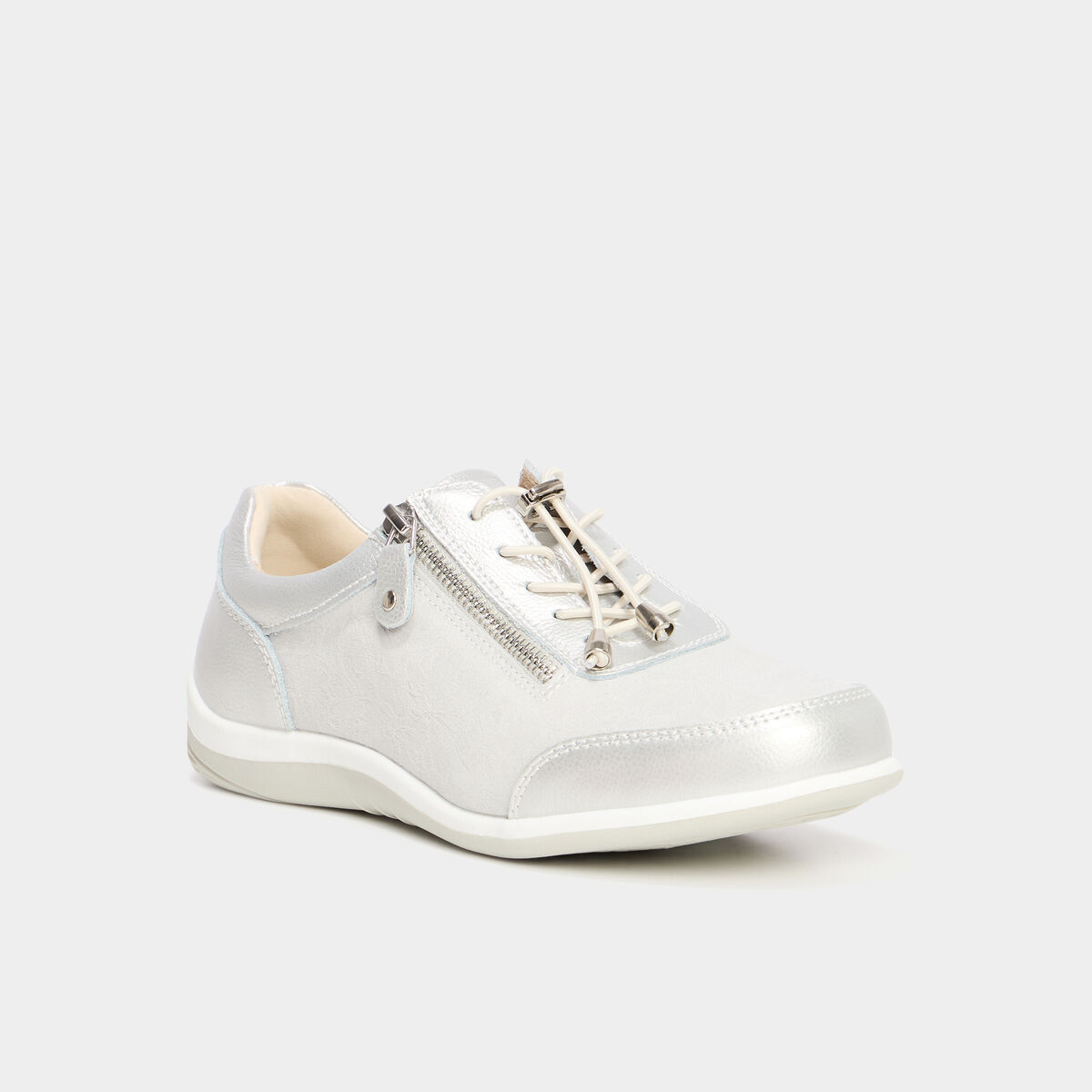 Tennis basses pied large en cuir blanc femme