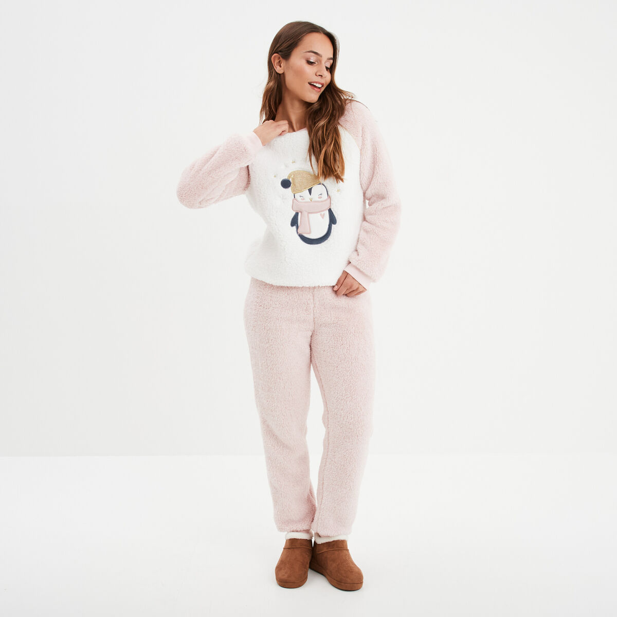 Ensemble pyjama pantalon effet polaire rose pastel femme