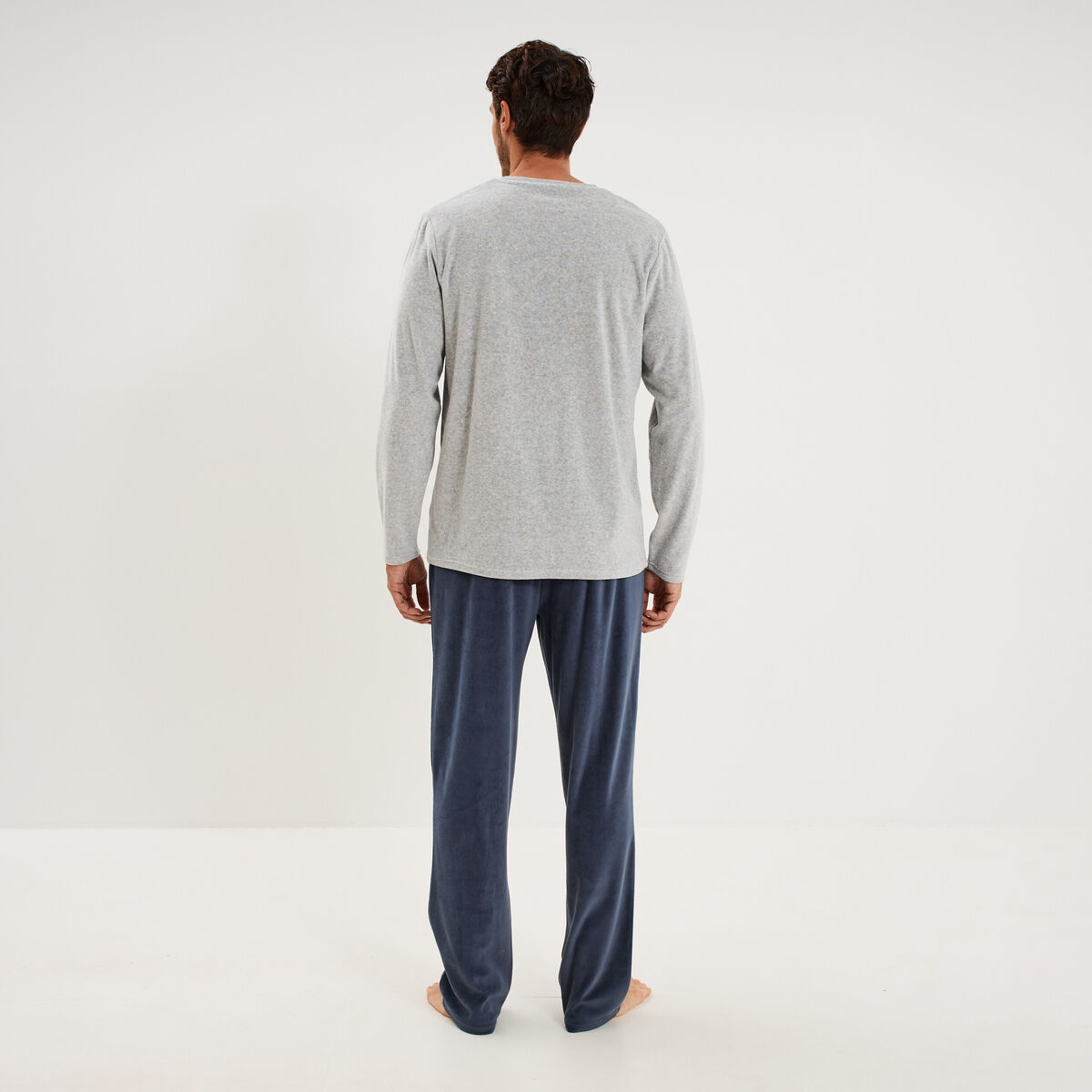 Ensemble pyjama pantalon effet velours gris homme