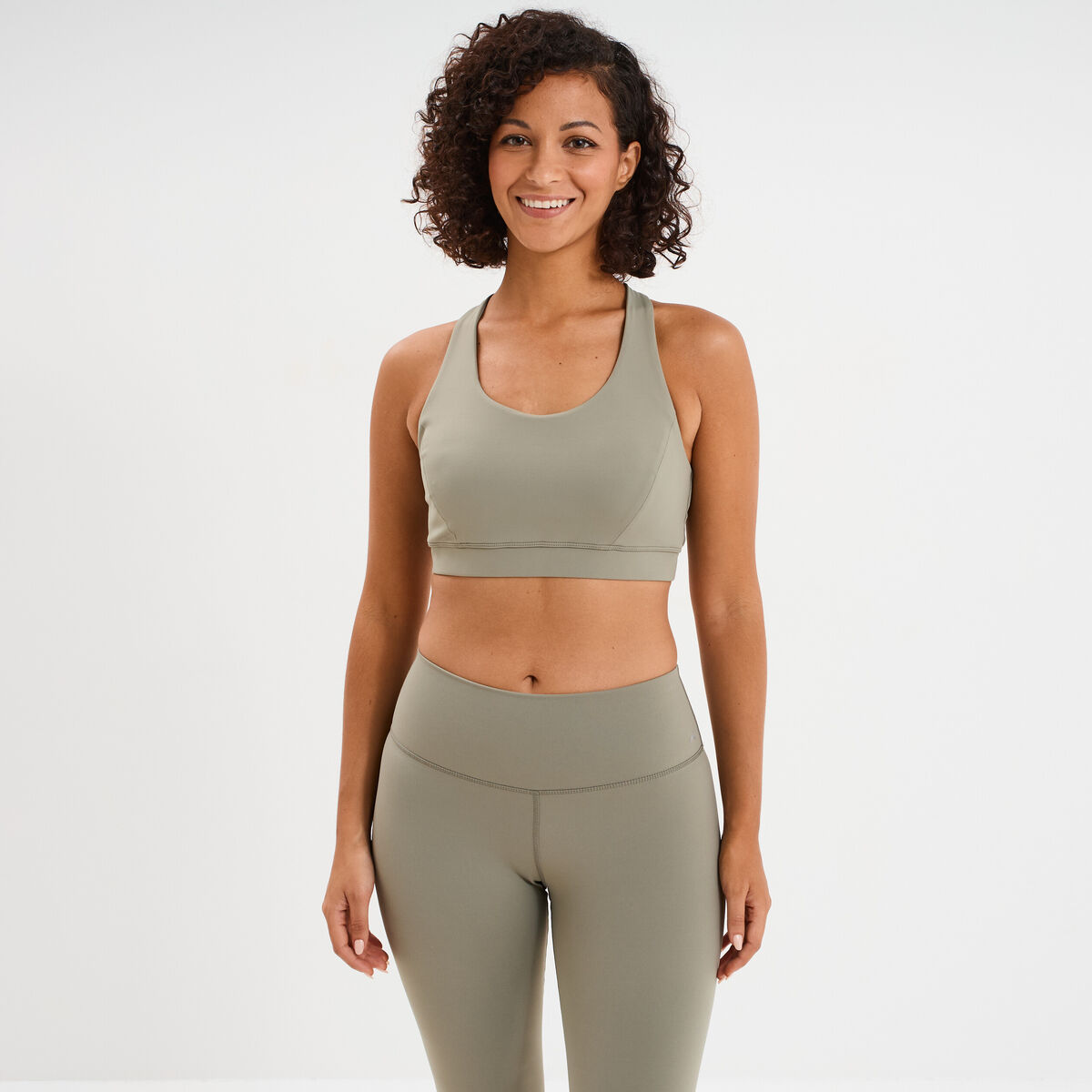 Brassi&egrave;re de sport ajust&eacute;e dos nageur vert kaki femme