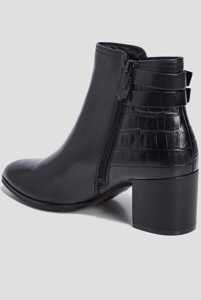 Bottines à talons en cuir noir femme