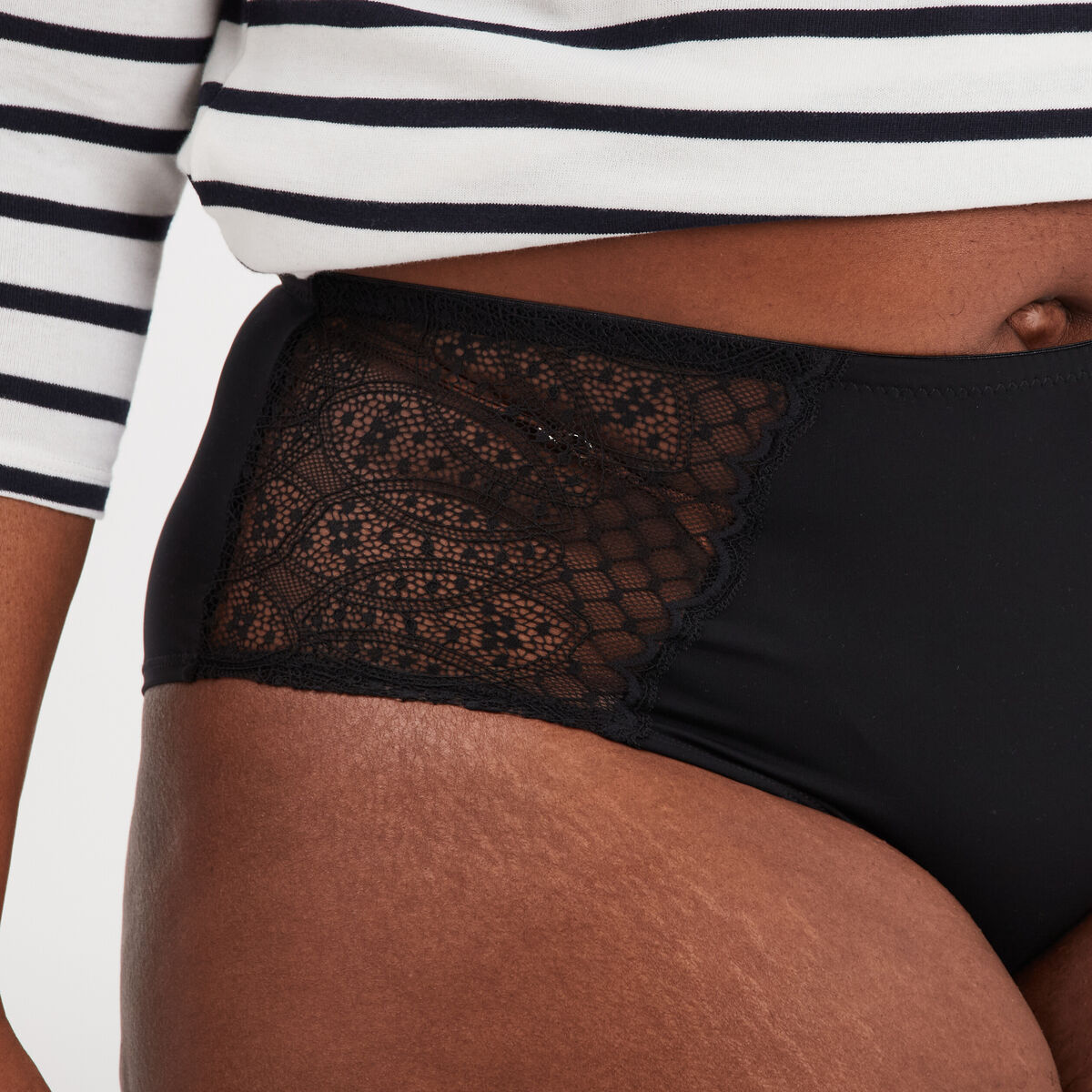 Shorty avec dentelle noir femme grande taille