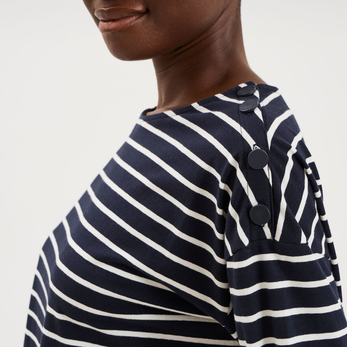 T-shirt marini&egrave;re col rond avec boutons ecru femme