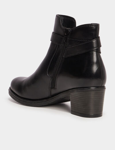 Bottines avec boucles en cuir noir femme