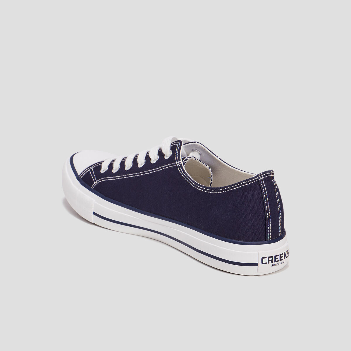 Tennis en toile &agrave; lacets bleu marine homme