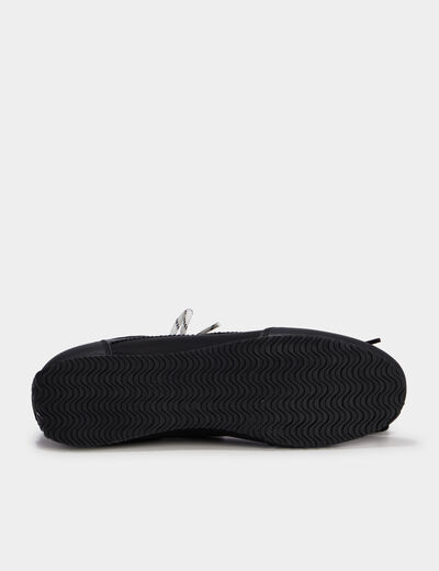 Baskets &agrave; lacets doubles semelle fine noir femme