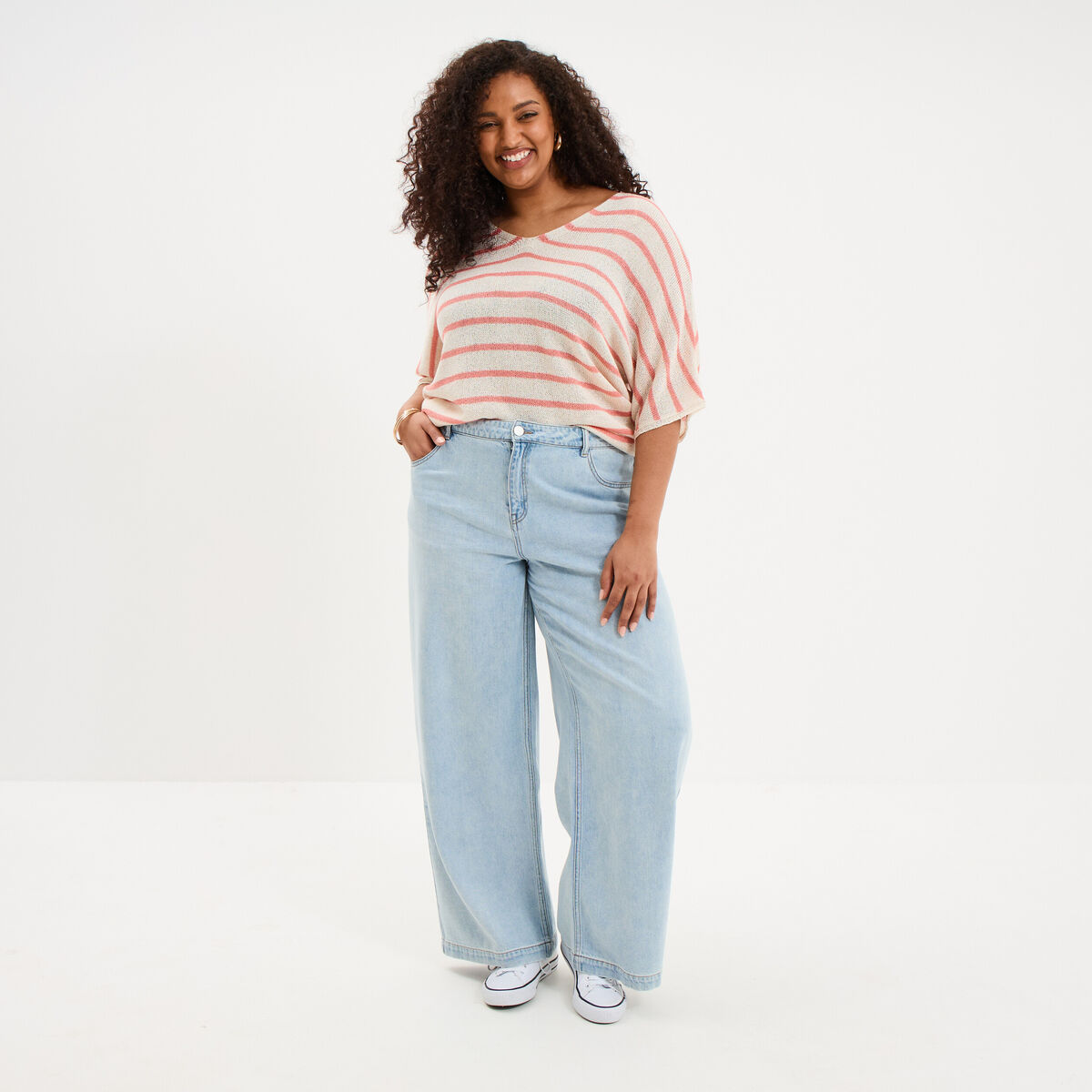 Pull manches 3/4 col en V blanc femme grande taille