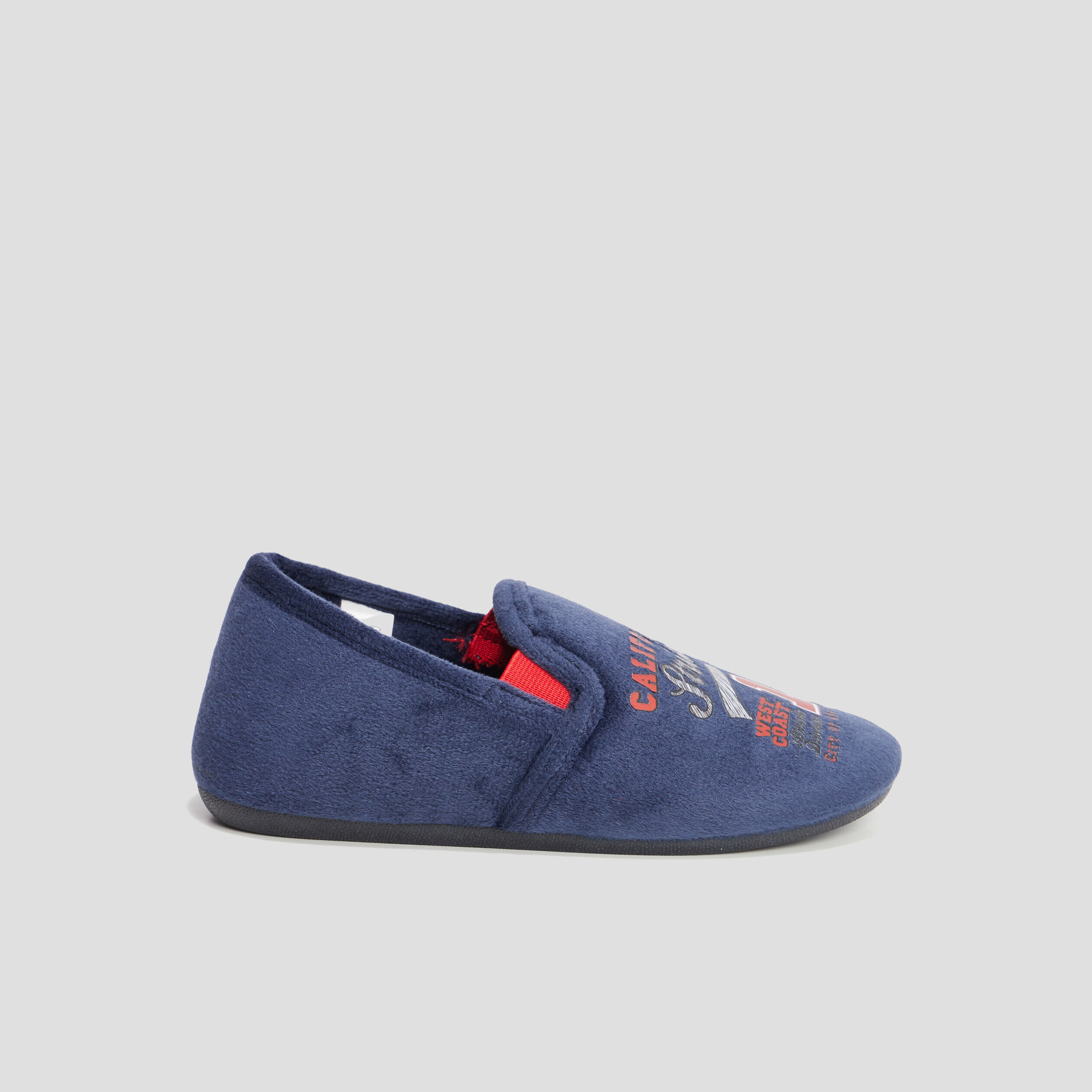 Chaussons gar on et pantoufles pas cher La Halle