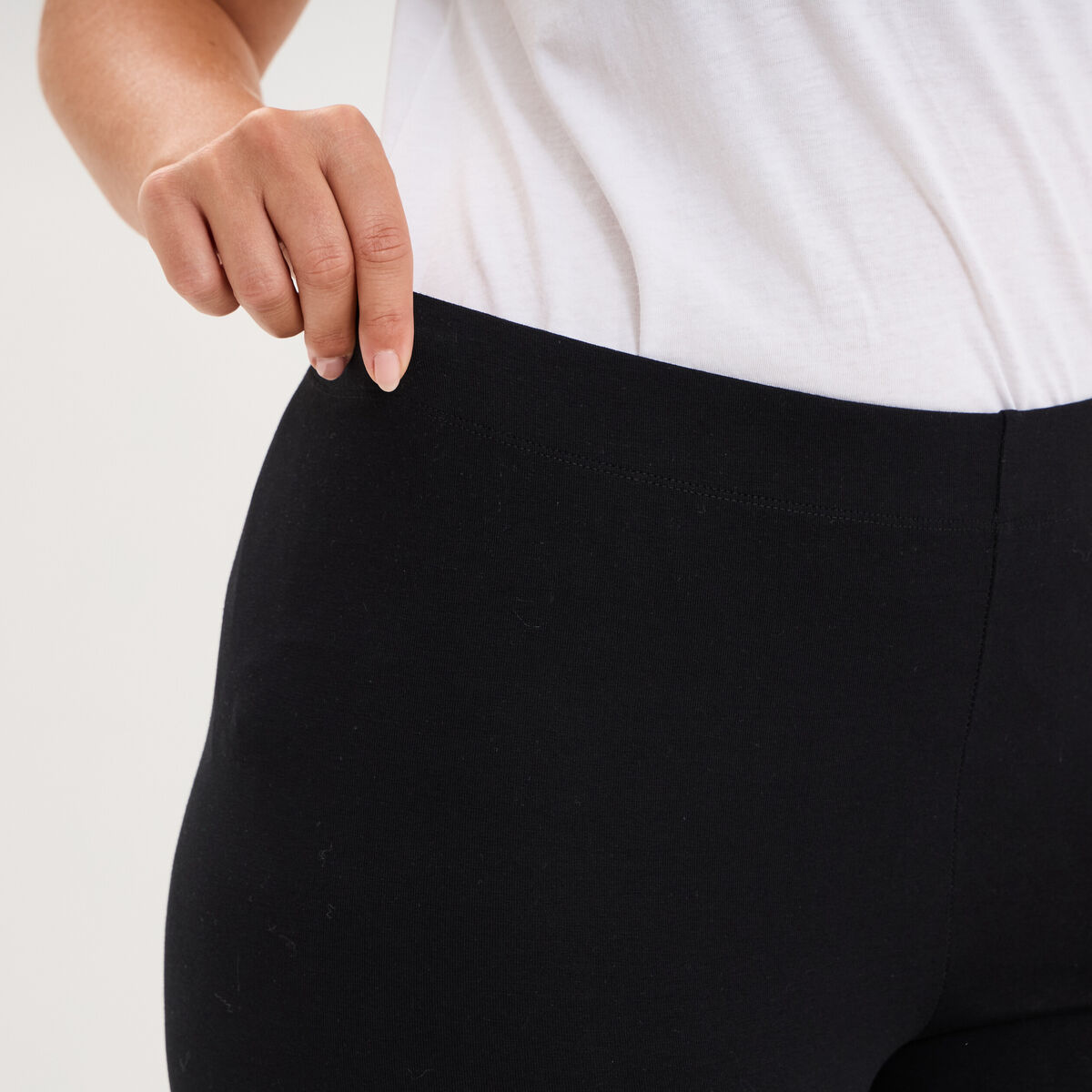 Legging corsaire taille &eacute;lastiqu&eacute;e noir femme grande taille