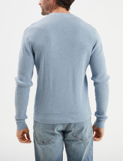 Pull en maille textur&eacute;e col rond bleu ciel homme