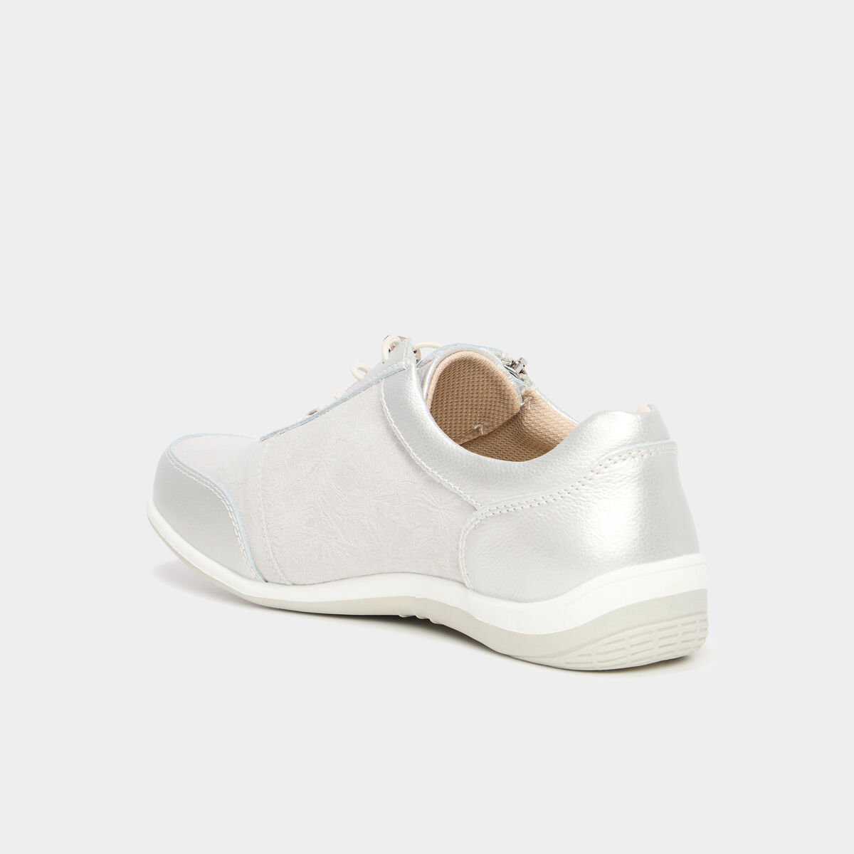 Baskets pied large en cuir blanc femme